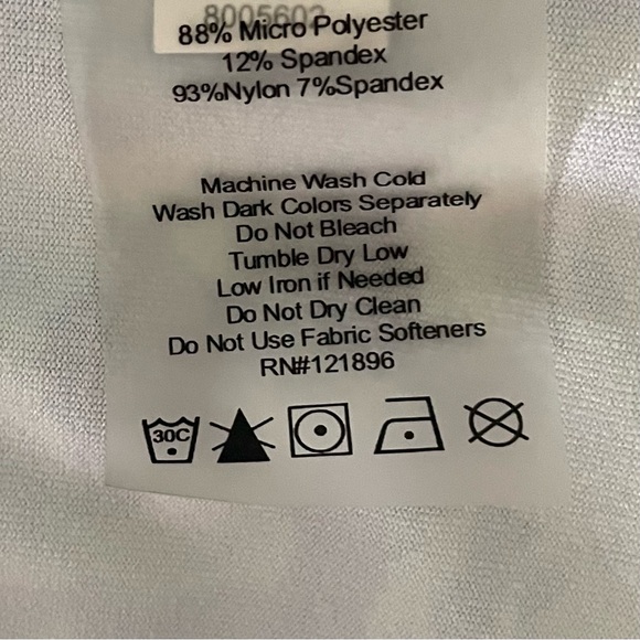 Title Nine short sleeve multi-colored printed shirt in size small. - Picture 7 of 7